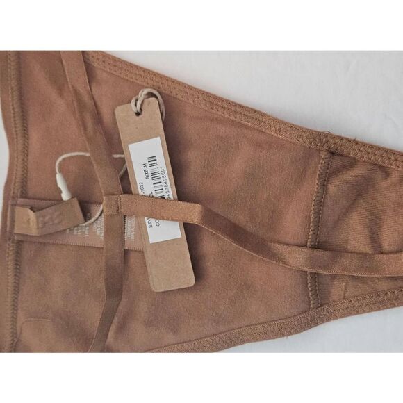 Skims string thong panty Nwt - Picture 9 of 9